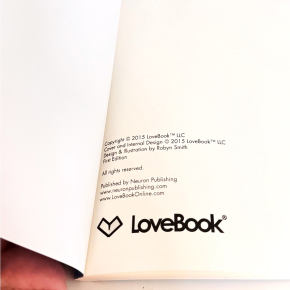 LOVEBOOK The Big Activity Book for Couples - Picture 10 of 16